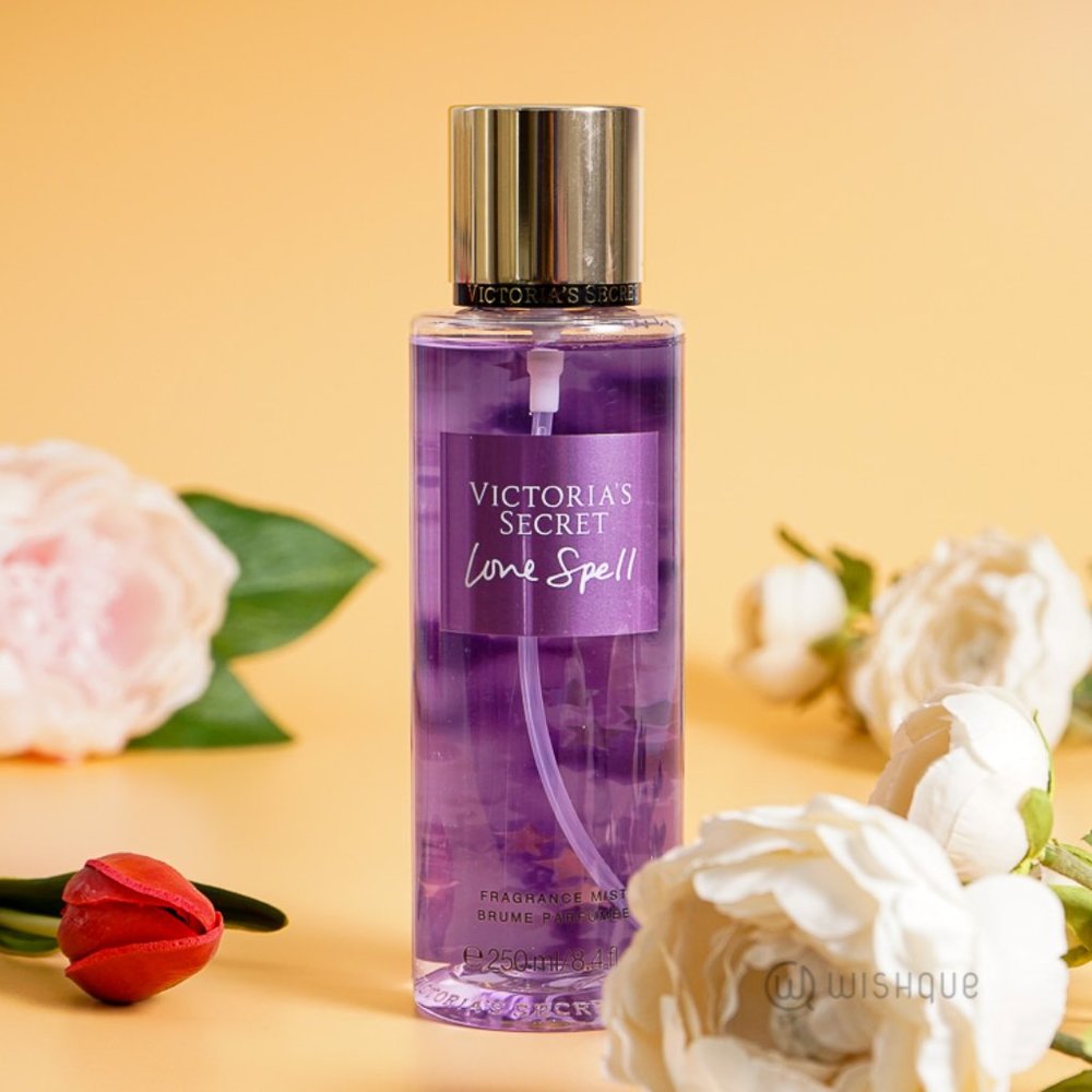 VINTAGE Victoria's Secret Love Spell Refreshing Body Mist